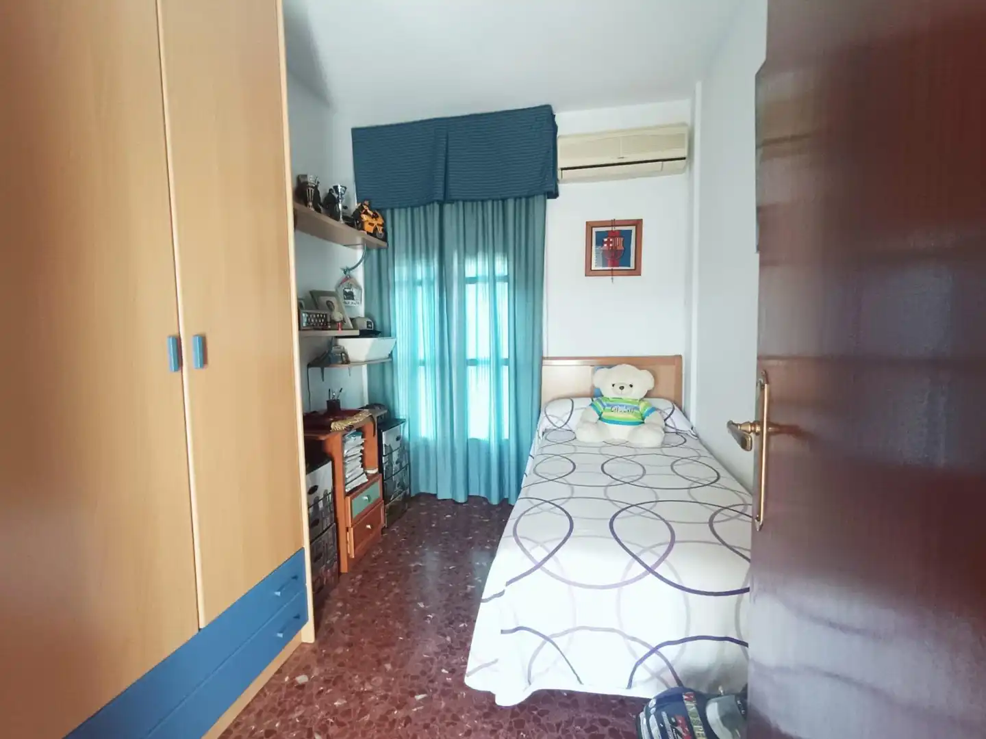 Dormitori de Casa o xalet en venda en Córdoba amb Aire condicionat