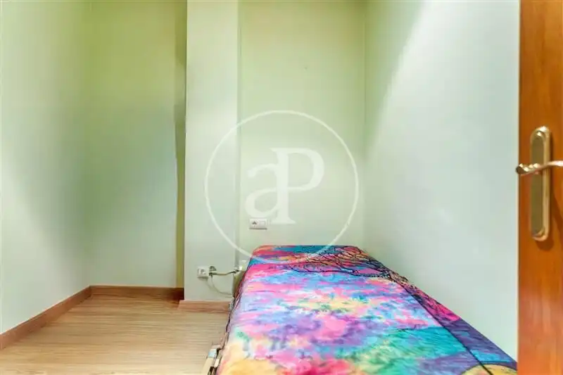 Schlafzimmer von Wohnung zum Verkauf in Valencia mit Klimaanlage, Heizung und Terrasse