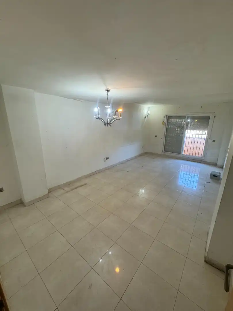 Ground floor for sale in Calle JOSE CARRION DE MULA, 8, San Alberto - La Alcubilla - Florisol