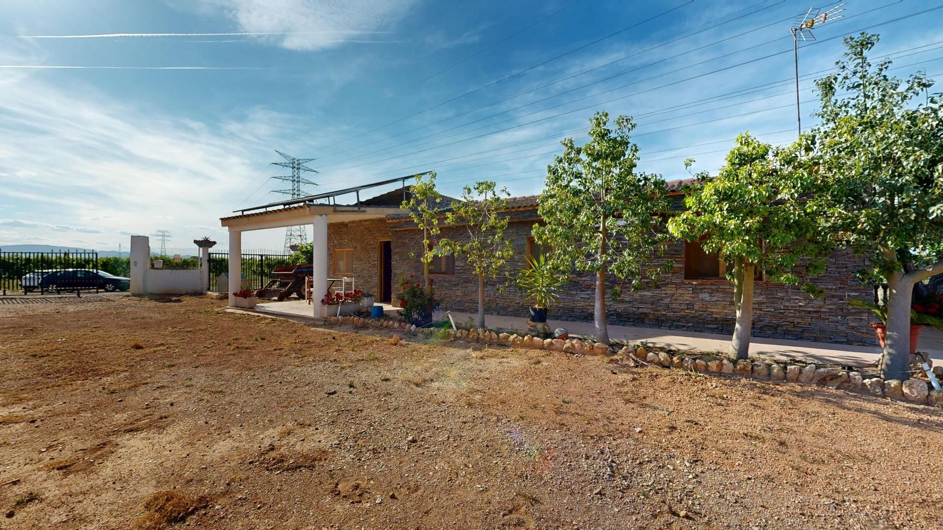 Exterior view of House or chalet for sale in Carlet  with Private garden, Terrace and Storage room