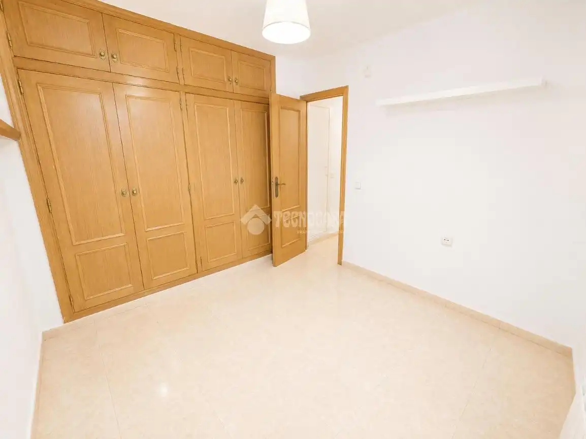 Habitación de Piso en venta en Madrid con Calefacción
