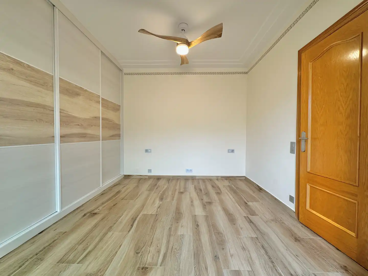 Habitación de Ático en venta en Barcelona con Aire acondicionado, Calefacción y Terraza