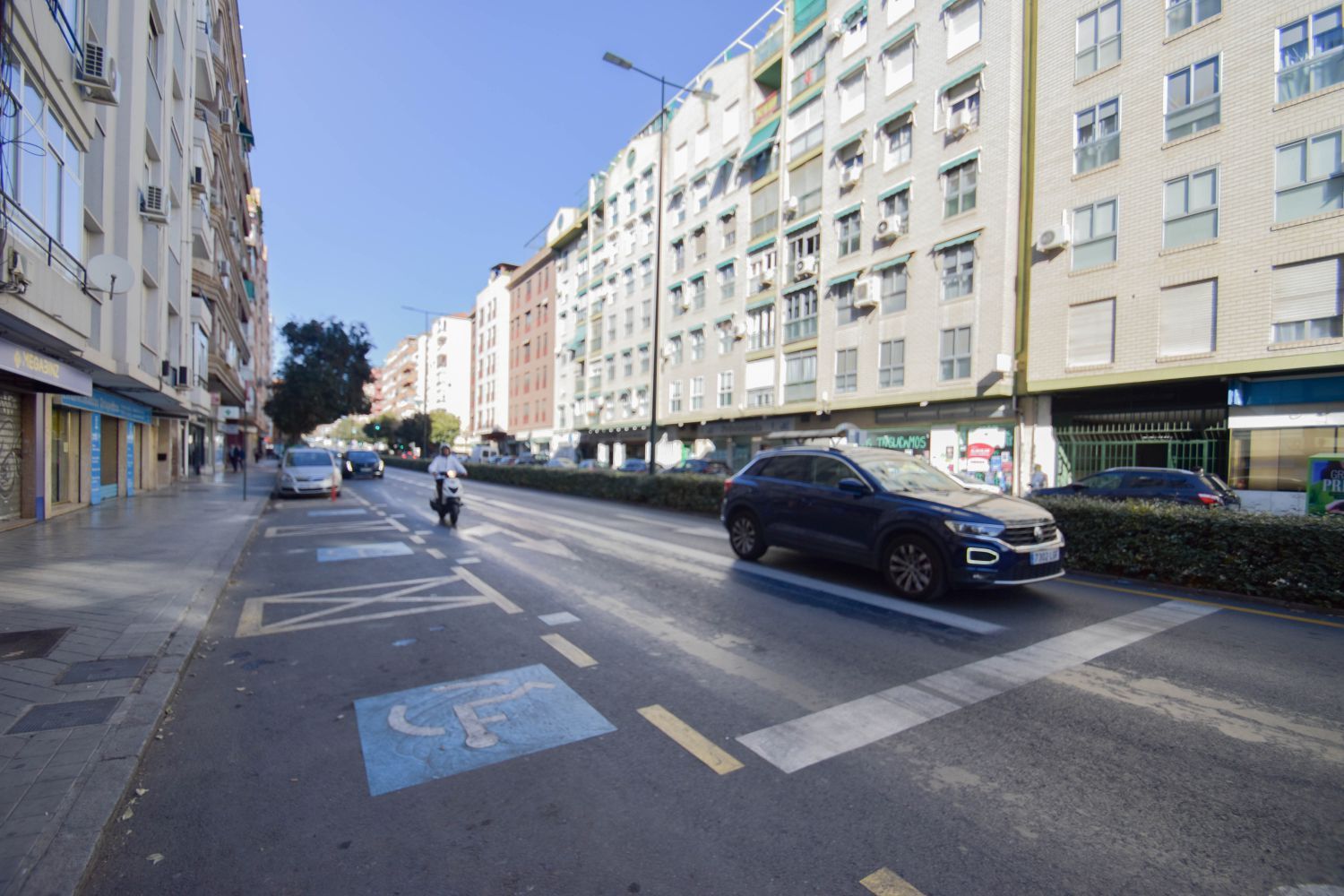 Exterior view of Flat for sale in  Granada Capital