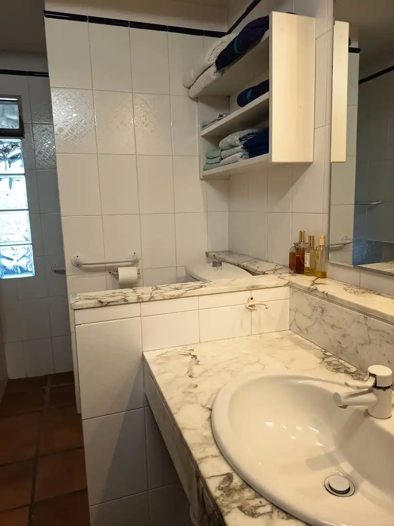 Baño de Casa adosada en venta en Vilablareix con Calefacción, Terraza y Balcón