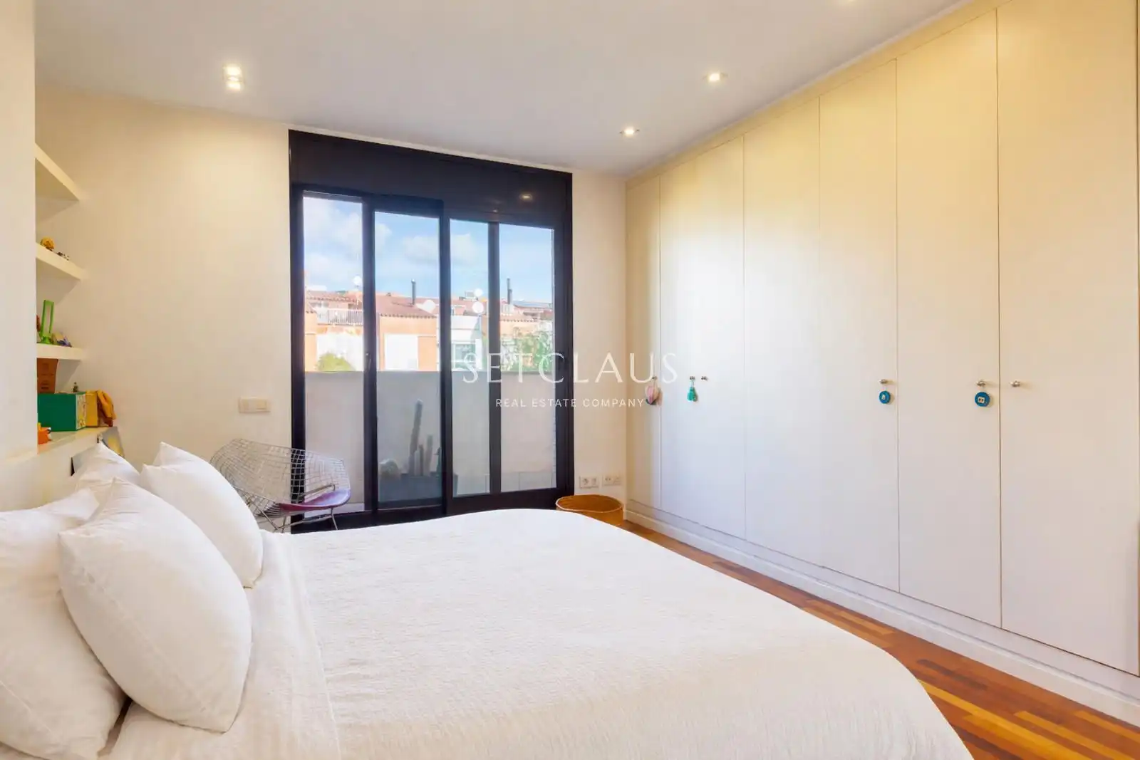 Habitación de Casa adosada en venta en Premià de Mar con Aire acondicionado, Calefacción y Jardín privado