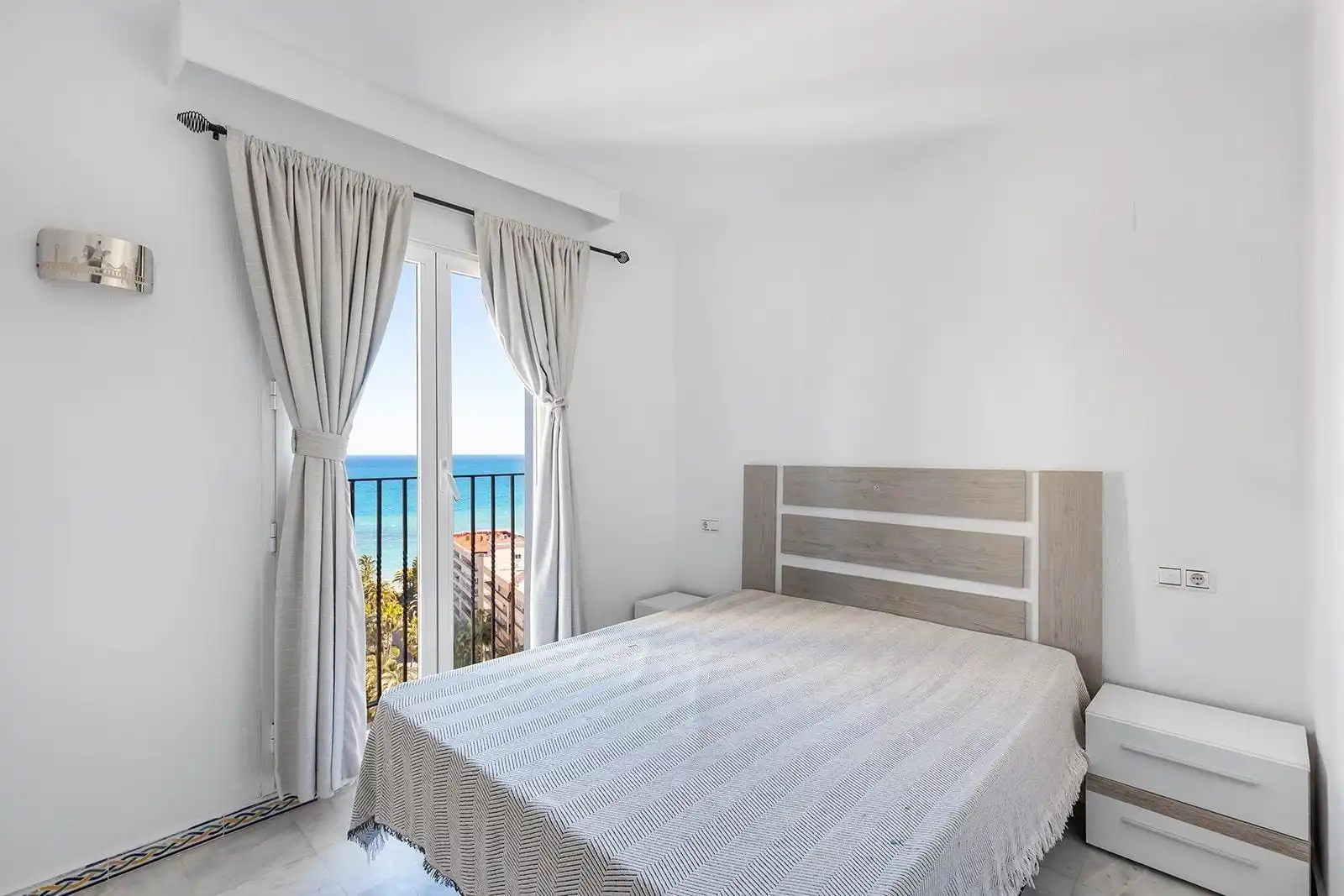 Apartament amb piscina en venda a Avenida Roentgen, imagen 17
