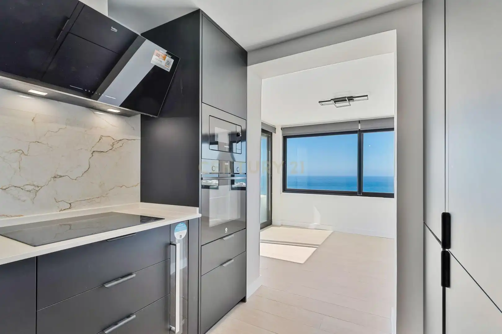 Cuina de Apartament en venda en Mijas amb Aire condicionat i Alarma