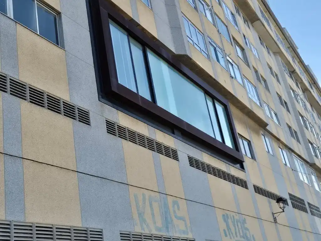 Vista exterior de Piso en venta en A Coruña Capital  con Calefacción