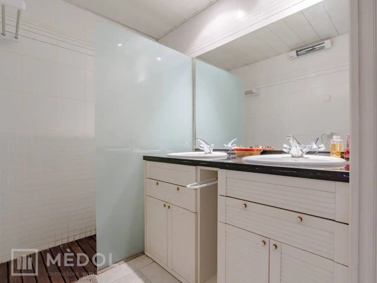 Bathroom of Houses for sale in Tarragona  with Air Conditioner, Heating and Parquet flooring