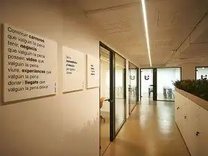 Oficina de lloguer a Calle BERNAT BOADES D'EN 38, imagen 2