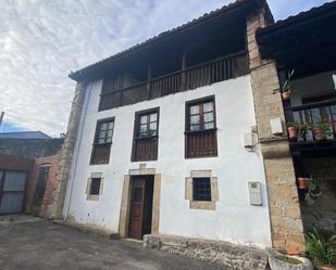 Vista exterior de Casa adosada en venda en Llanes