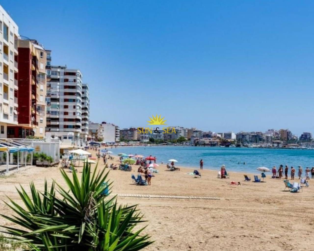 Apartament de lloguer en Torrevieja amb Aire condicionat, Calefacció i Moblat