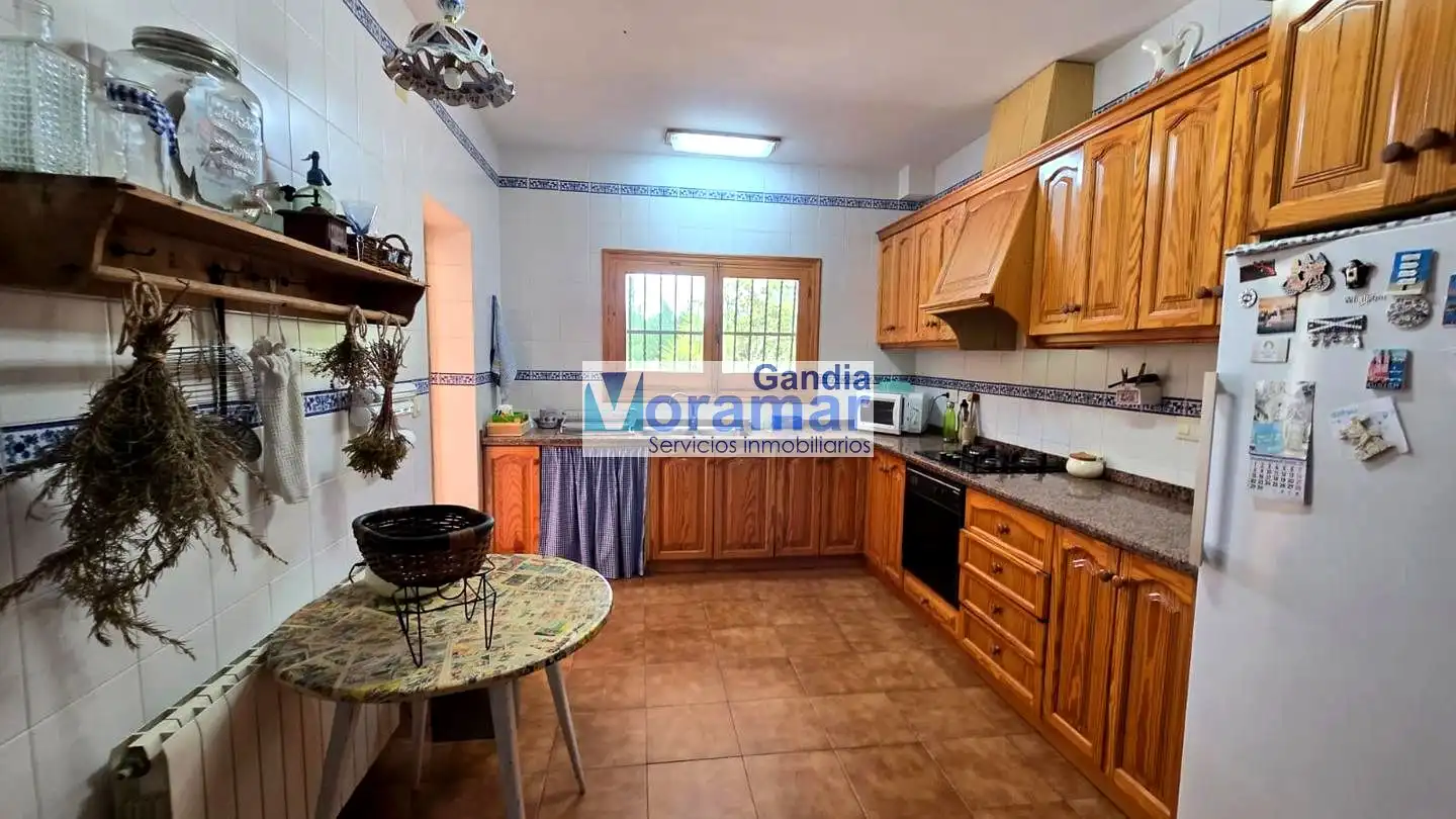 Cocina de Casa o chalet de alquiler en Barx con Jardín privado, Terraza y Piscina