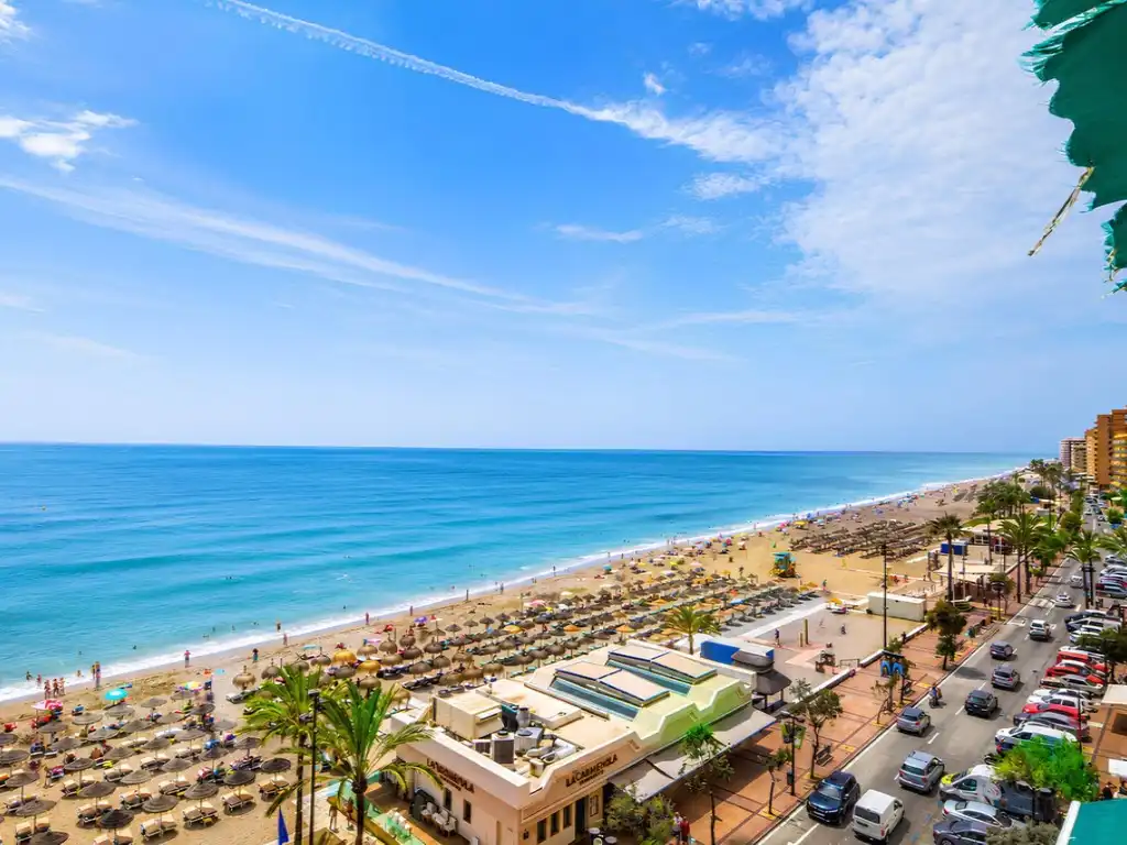 Vista exterior de Piso en venta en Fuengirola con Aire acondicionado, Terraza y Amueblado