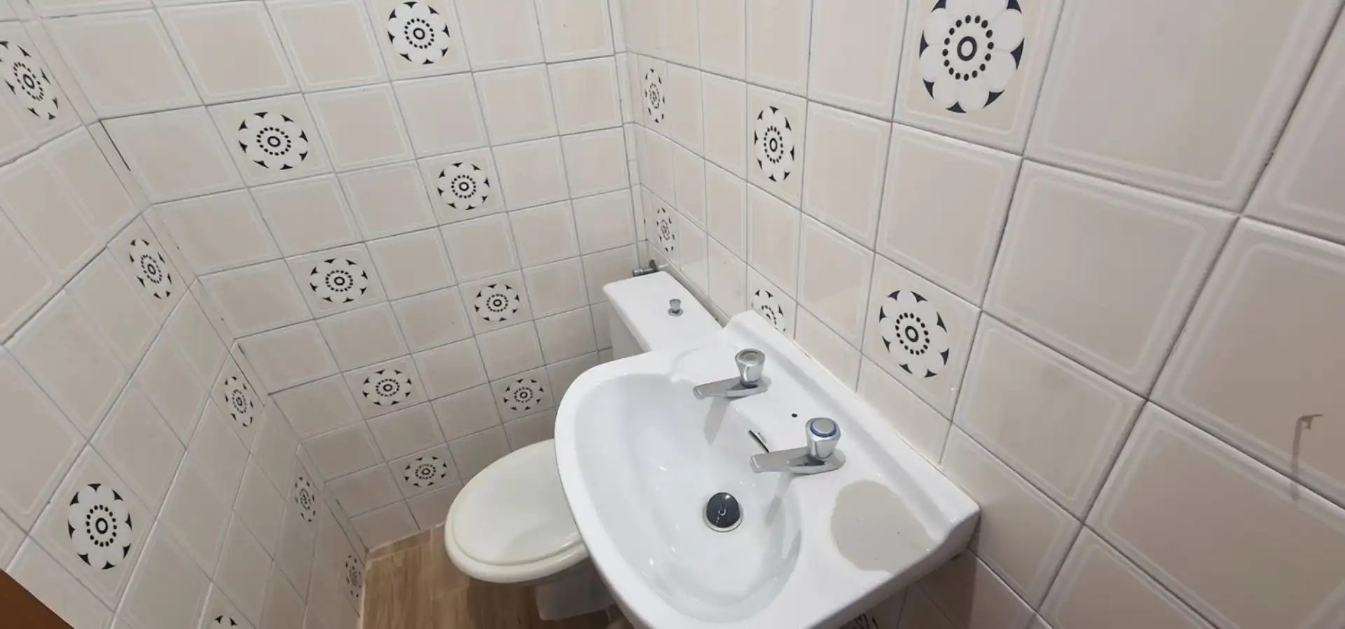 Baño de Piso en venta en Jarandilla de la Vera con Terraza