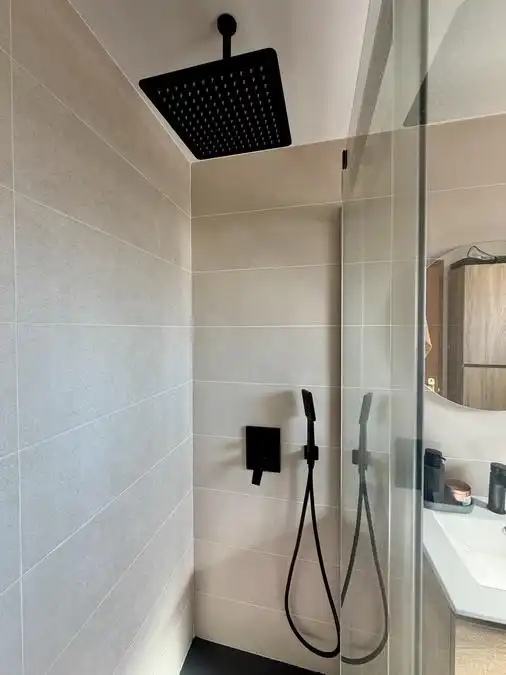 Badezimmer von Wohnung zum Verkauf in Madrid mit Klimaanlage, Heizung und Schwimmbad