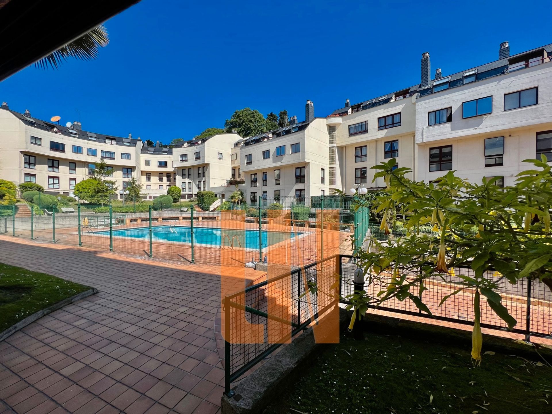 Exterior view of Flat for sale in A Coruña Capital   with Heating, Parquet flooring and Oven