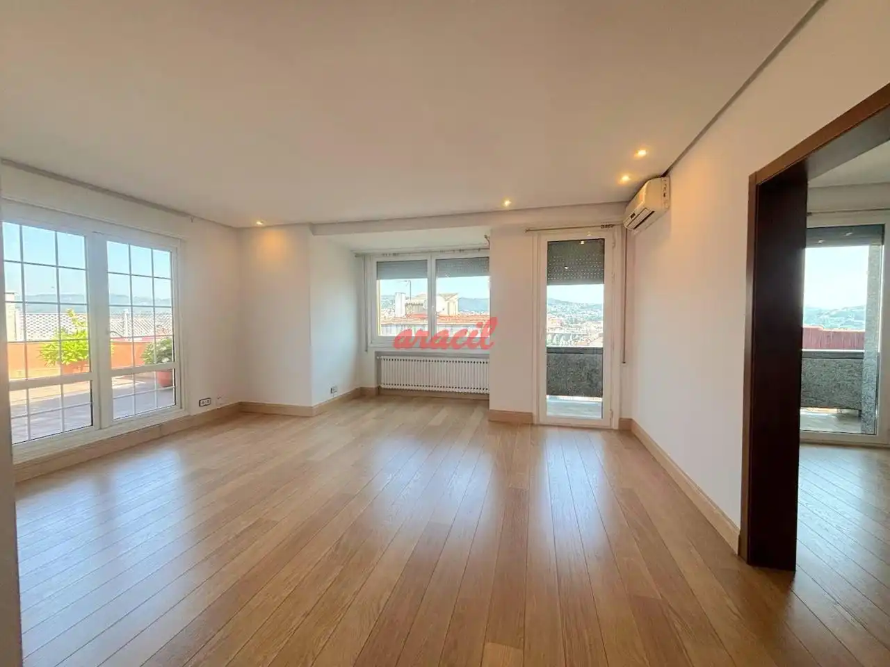 Sala de estar de Piso en venta en Ourense Capital  con Calefacción, Terraza y Balcón