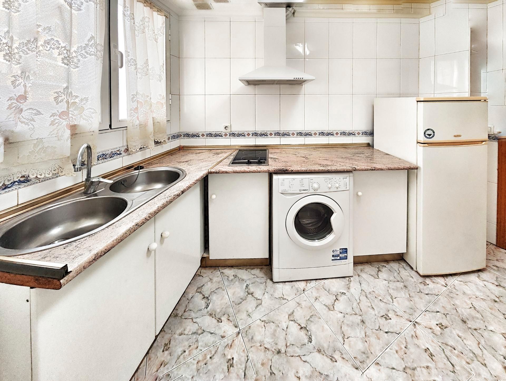 Cuina de Pis en venda en Puertollano amb Calefacció i Moblat