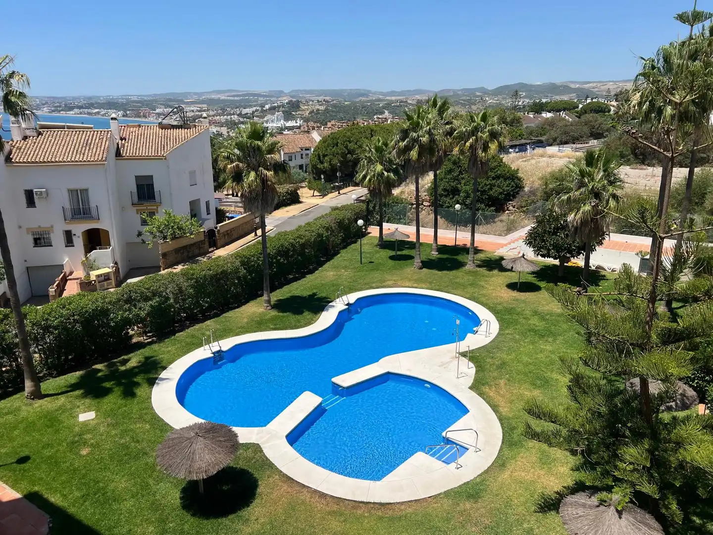 Piscina de Apartamento en venta en Estepona con Aire acondicionado, Terraza y Piscina