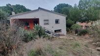 Vista exterior de Casa o xalet en venda en Ribatejada amb Calefacció, Jardí privat i Terrassa