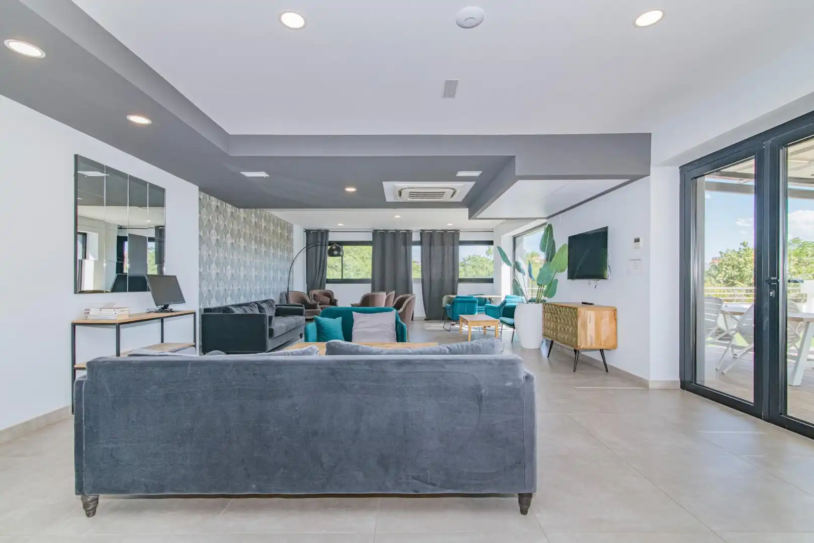 Wohnzimmer von Wohnungen zur Miete in Granada mit Klimaanlage, Heizung und Terrasse