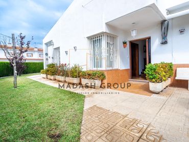 House with balcony for sale in GARBI DEL