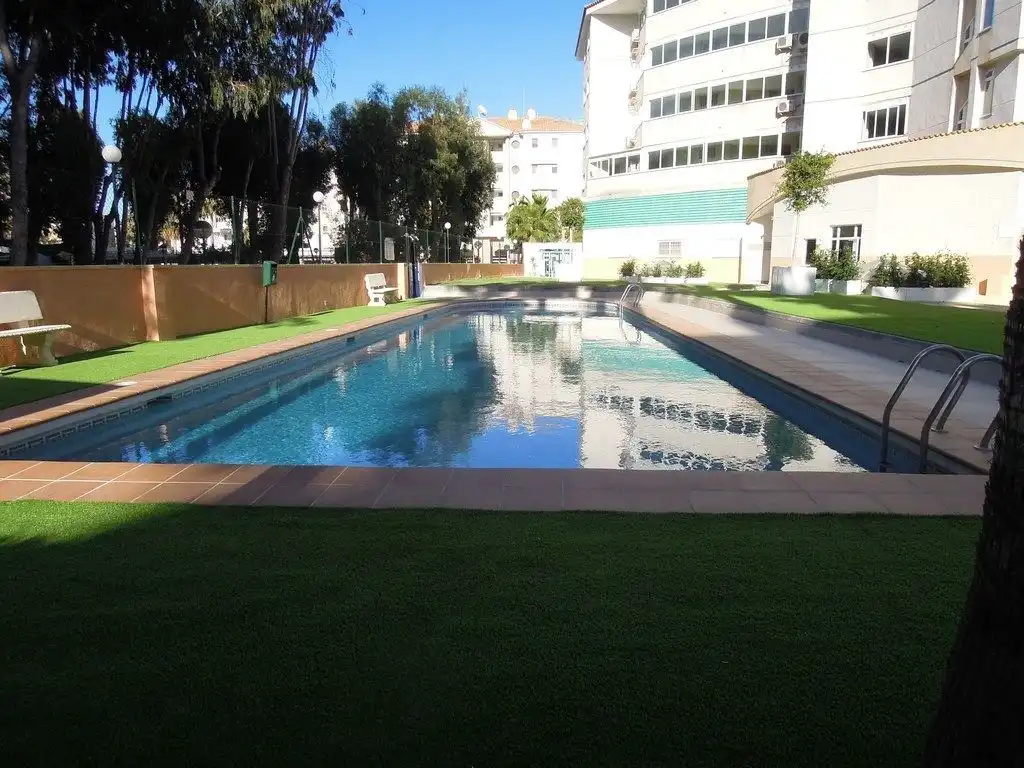 Piscina de Apartamento en venta en L'Alfàs del Pi con Aire acondicionado, Calefacción y Terraza