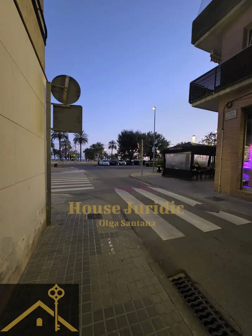 Vista exterior de Piso en venta en Mataró con Aire acondicionado, Calefacción y Terraza