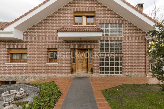 Casa-chalet en Venta en Cerro Alarcón