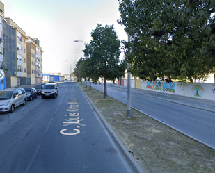 Exterior view of Flat for sale in  Sevilla Capital