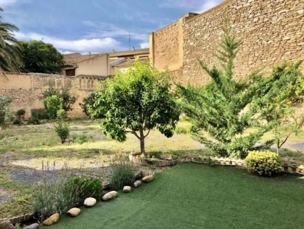 Garden of Houses for sale in Arguedas  with Air Conditioner, Private garden and Parquet flooring