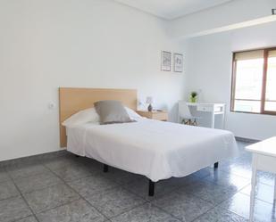 Bedroom of Apartment to rent in  Valencia Capital