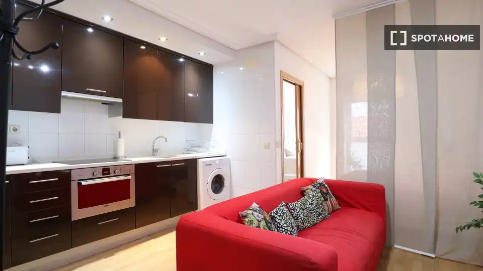 Flat to rent in Tetuán, imagen 2