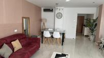 Living room of Apartment for sale in Rosselló  with Air Conditioner