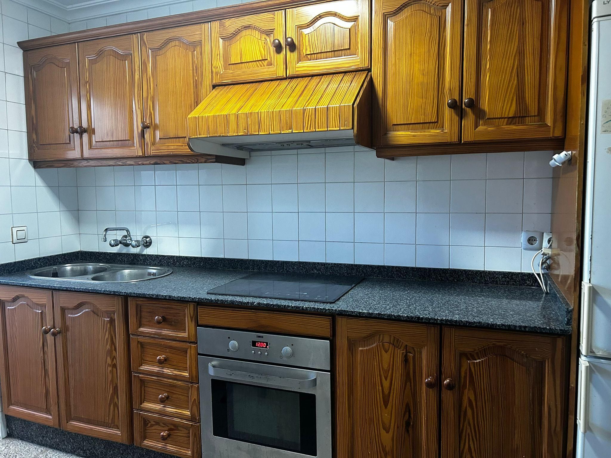 Cocina de Casa o chalet en venta en Chiclana de la Frontera con Terraza