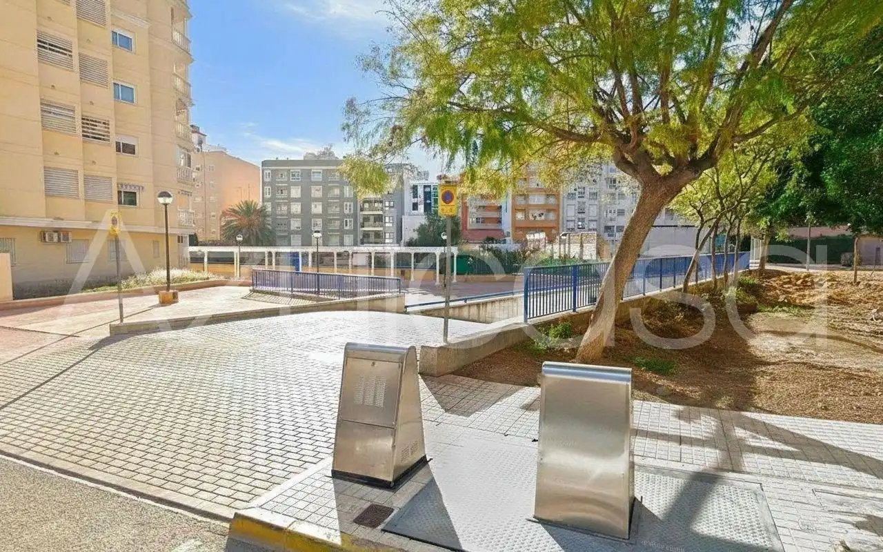 Exterior view of Flat for sale in El Campello  with Air Conditioner, Terrace and Furnished