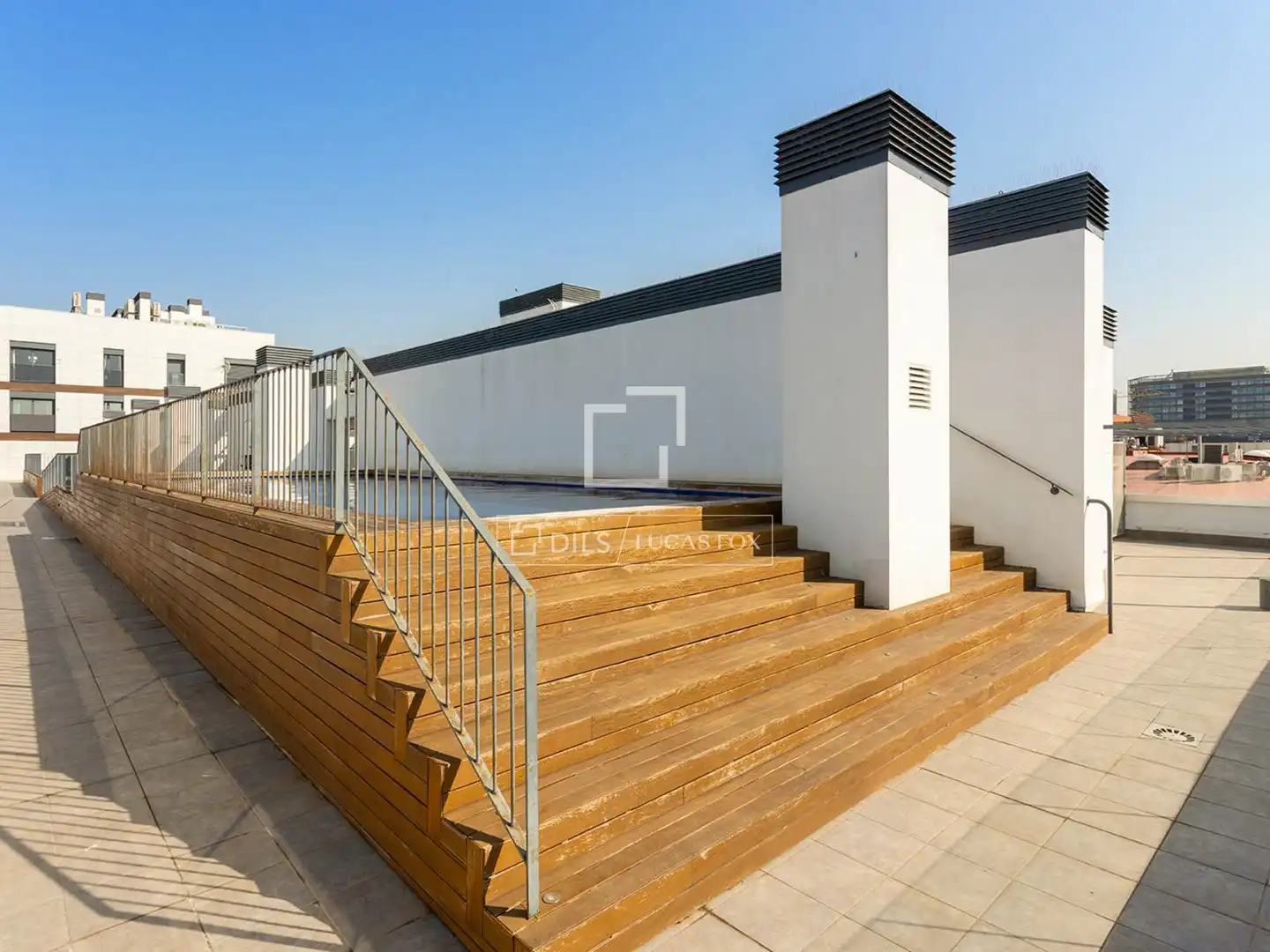 Terrace of Flat for rent in Barcelona  with Air Conditioner, Heating and Parquet flooring