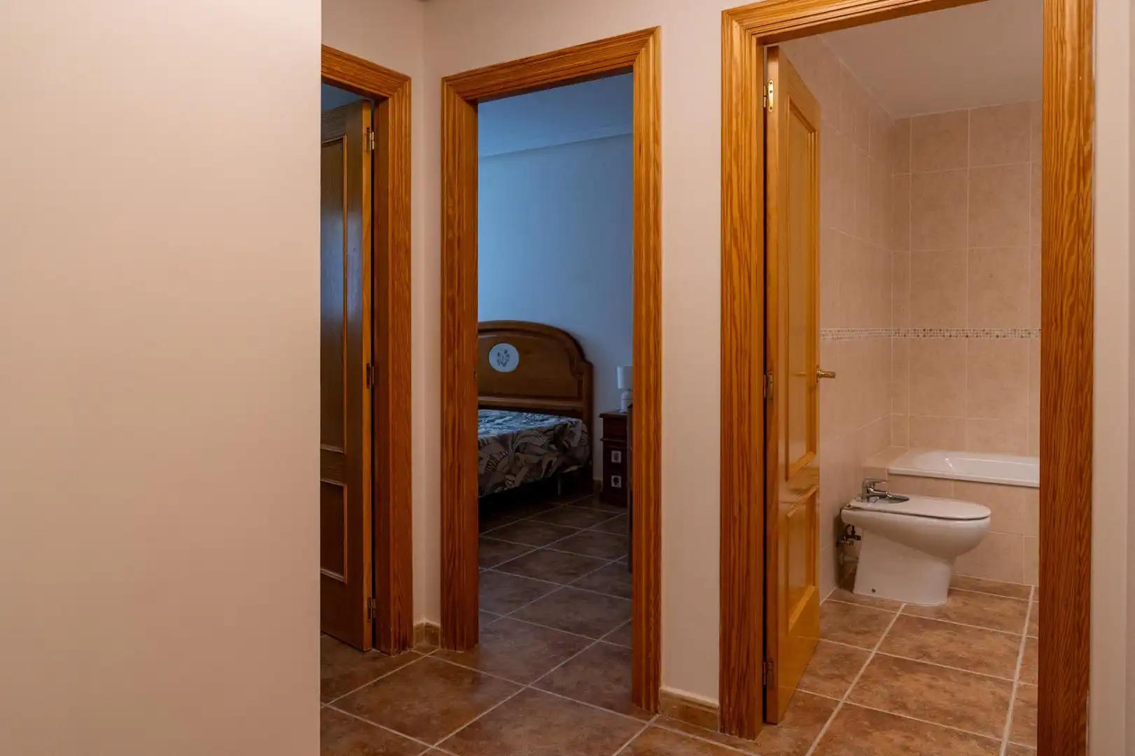 Schlafzimmer von Einfamilien-Reihenhaus zum Verkauf in Altea mit Klimaanlage, Heizung und Privatgarten