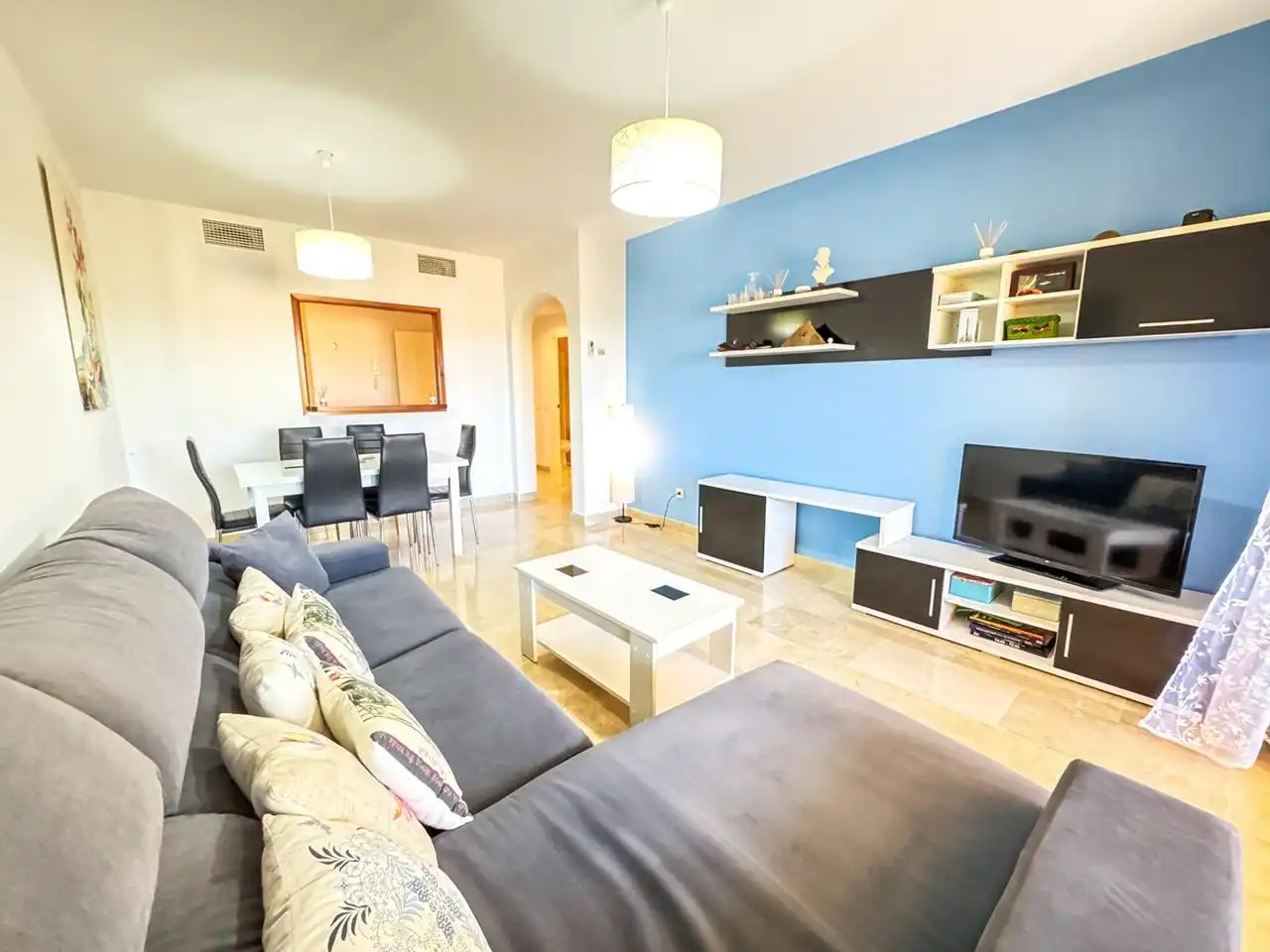 Sala de estar de Apartamento en venta en Manilva con Aire acondicionado, Calefacción y Terraza