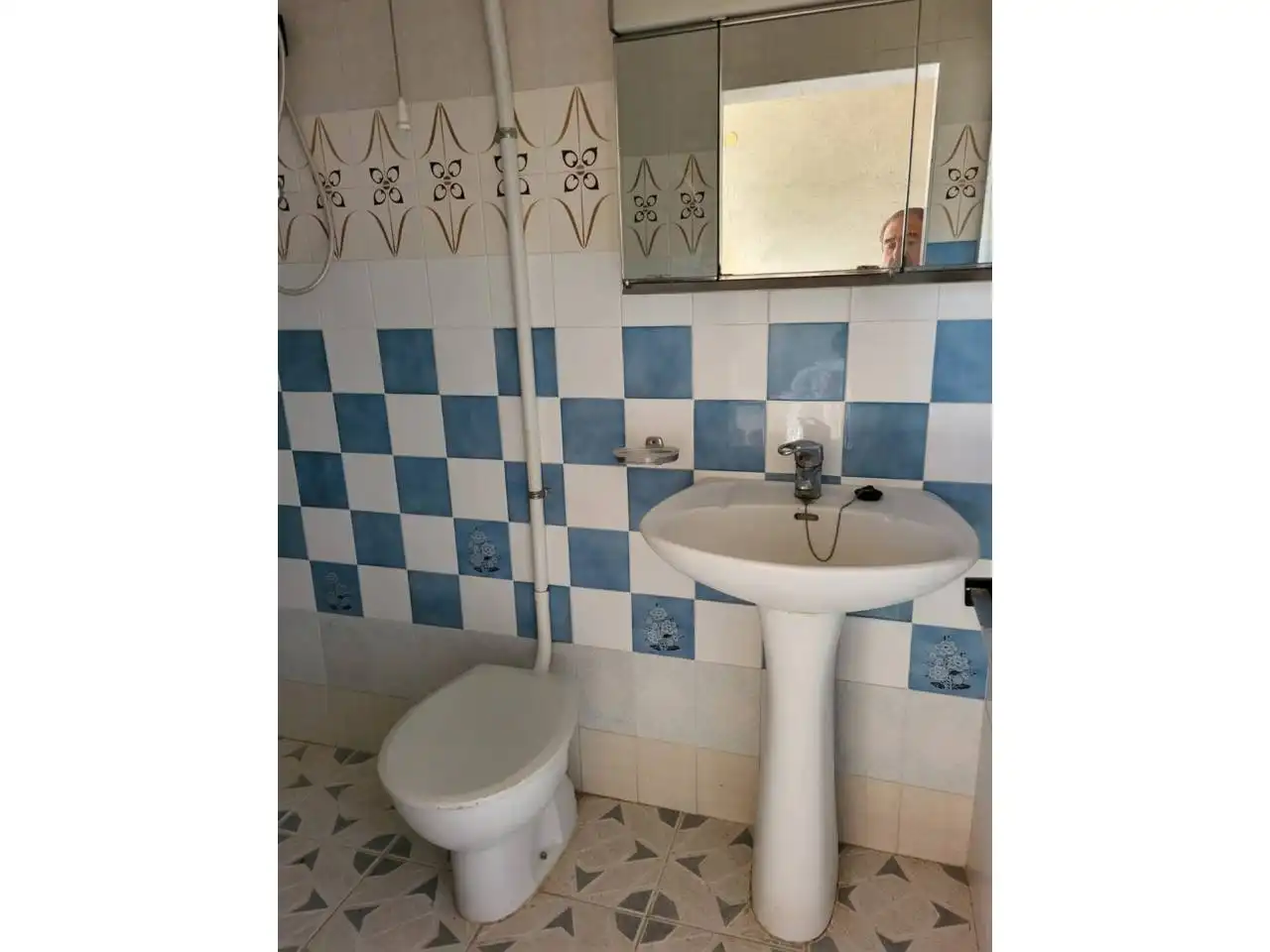 Bany de Casa o xalet en venda en Baza amb Terrassa