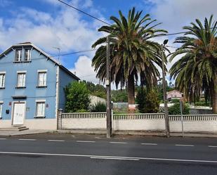 Vista exterior de Casa o xalet en venda en Carballo amb Traster i Forn