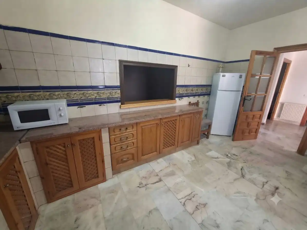Cuina de Casa adosada en venda en Torralba de Calatrava amb Aire condicionat, Calefacció i Terrassa
