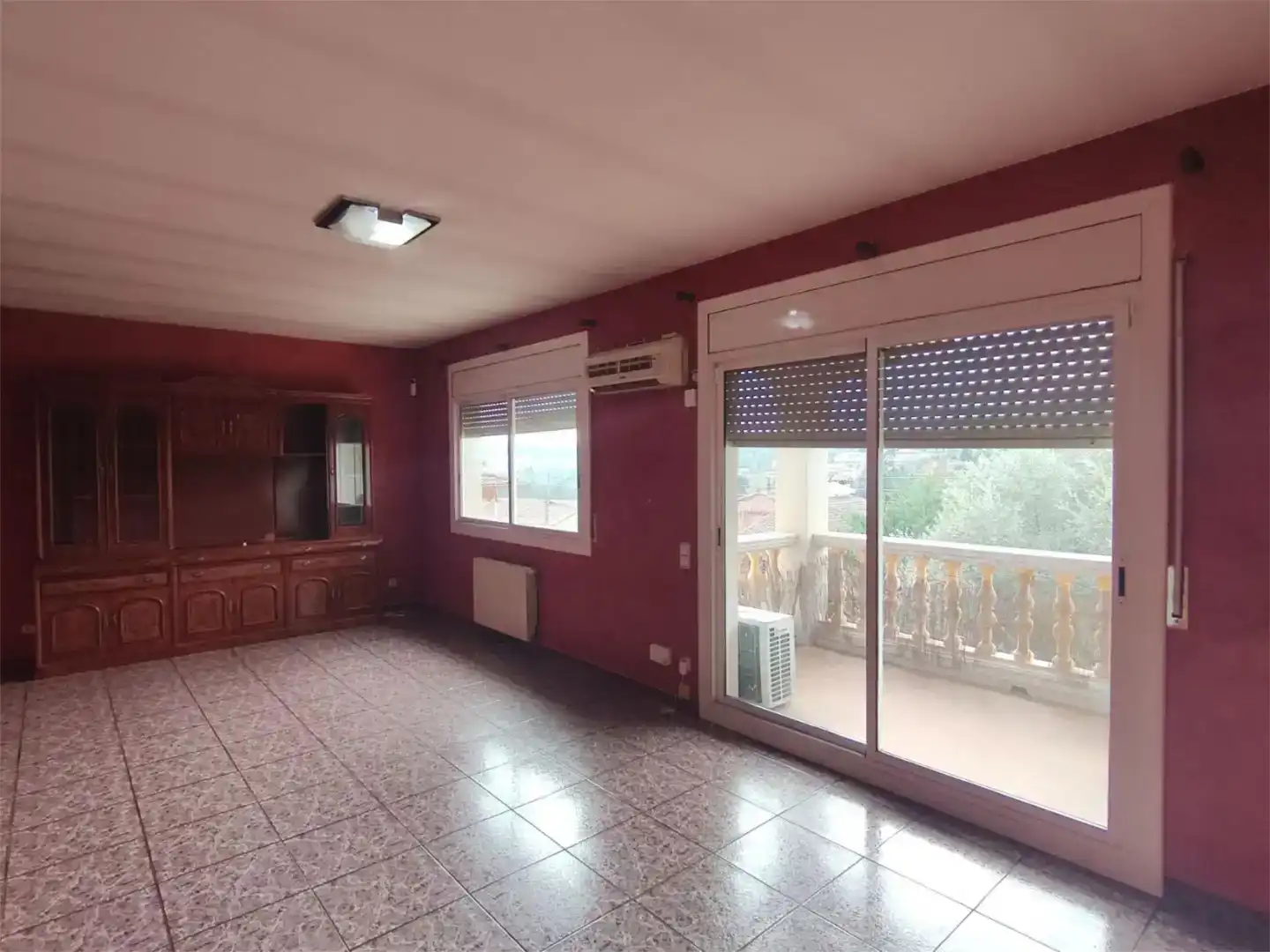 Sala de estar de Casa o chalet en venta en Fogars de la Selva con Aire acondicionado, Piscina y Balcón