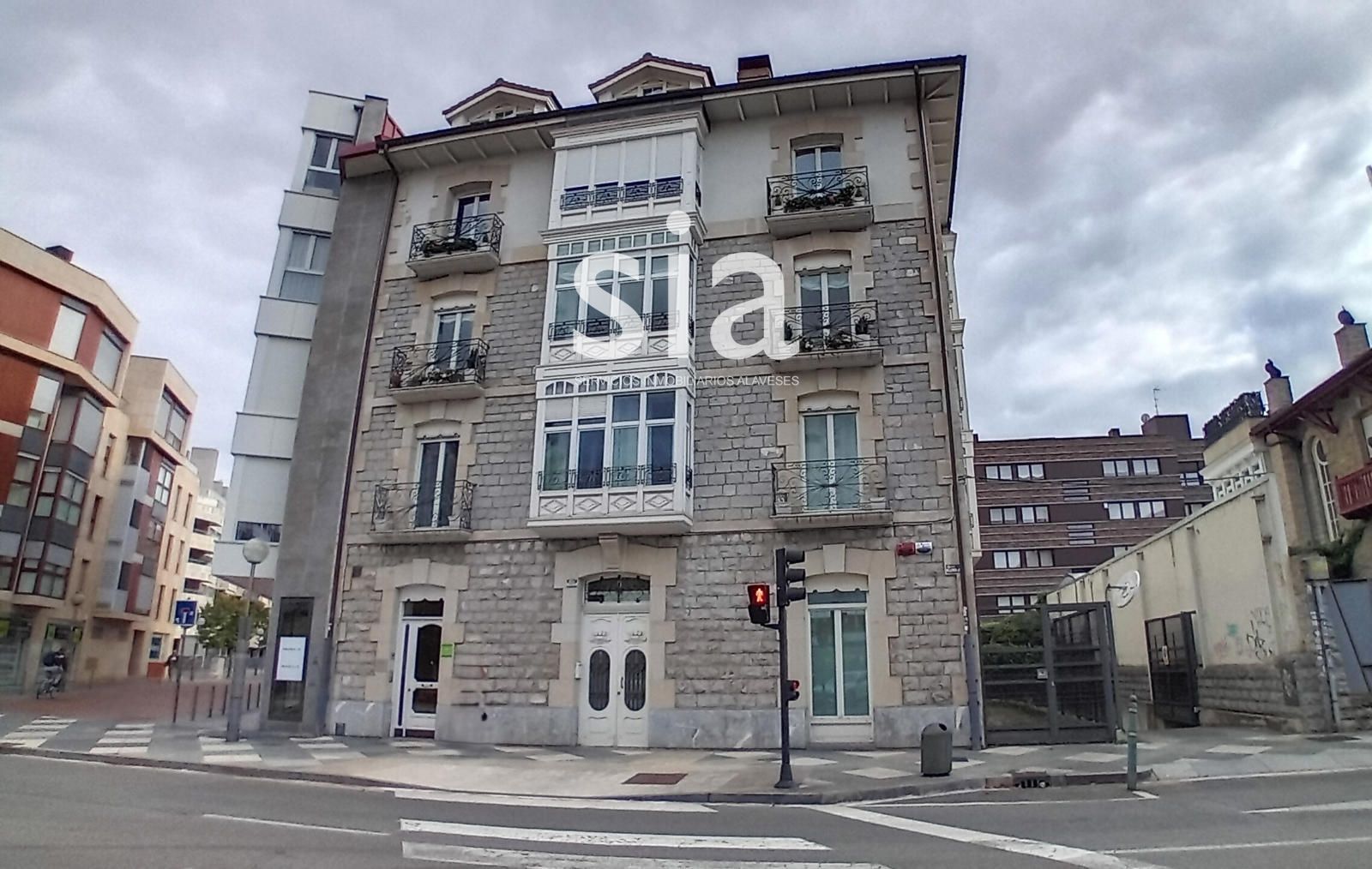 Vista exterior de Pis en venda en Vitoria - Gasteiz amb Calefacció i Traster
