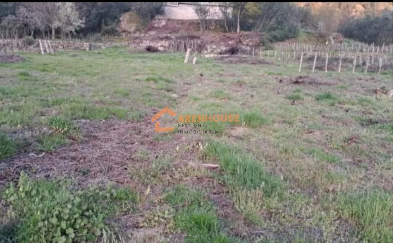 Residencial en venda en Cenlle