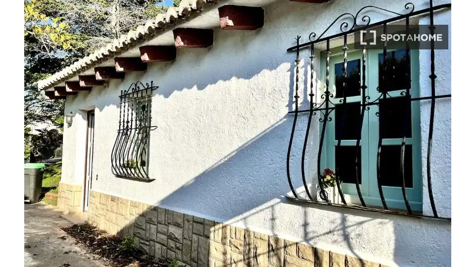 Vista exterior de Pis de lloguer en L'Eliana amb Aire condicionat, Calefacció i Moblat