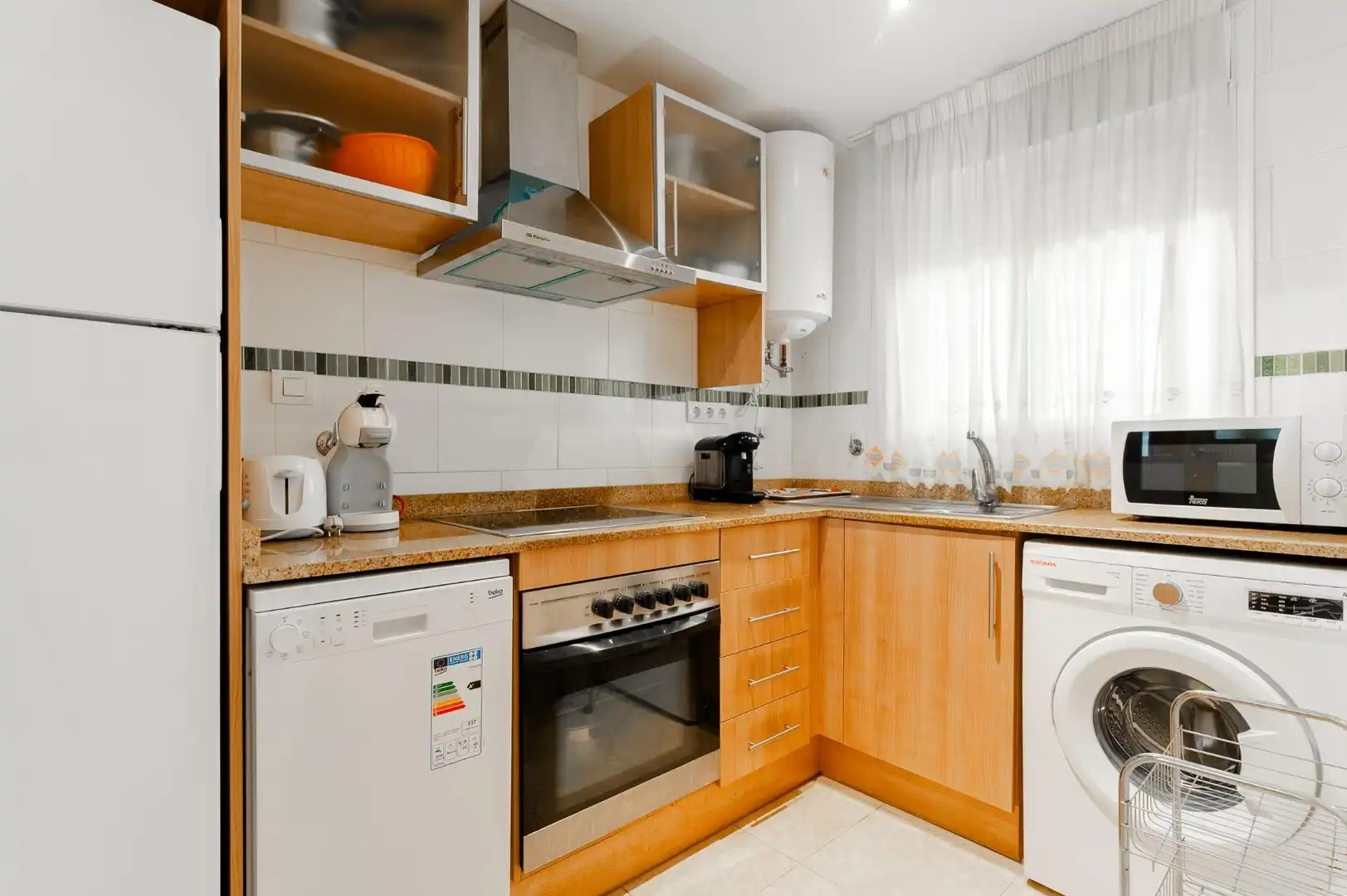 Cuina de Apartament en venda en Oropesa del Mar / Orpesa amb Aire condicionat, Jardí privat i Terrassa