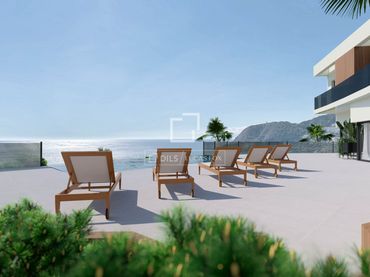 Chalet con piscina en venta en La Herradura