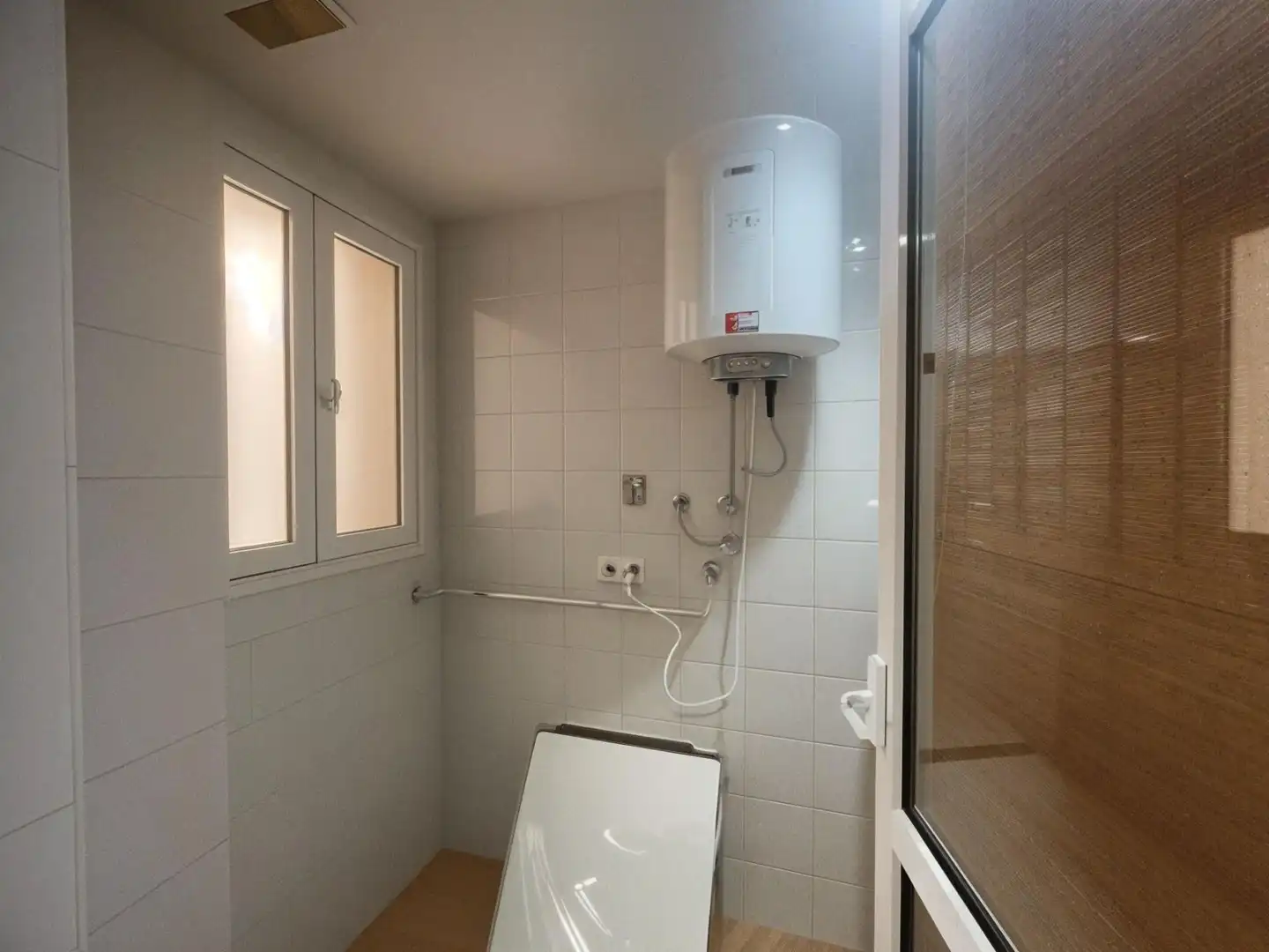 Bany de Pis de lloguer en Paterna amb Aire condicionat, Calefacció i Terrassa